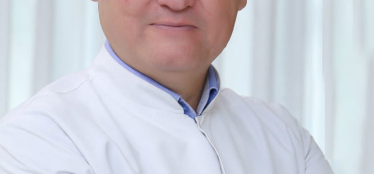 Сураншиев Аманжол Жалауович – врч-эксперт, уролог высшей категории, кандидат медицинских наук.